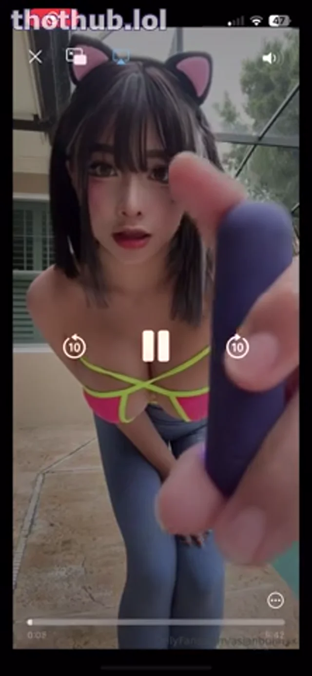 Asianbunnyx dildo play