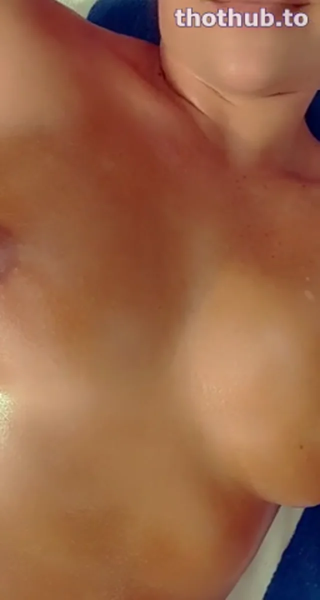 Jenny Scordamaglia Nude Sunbathing