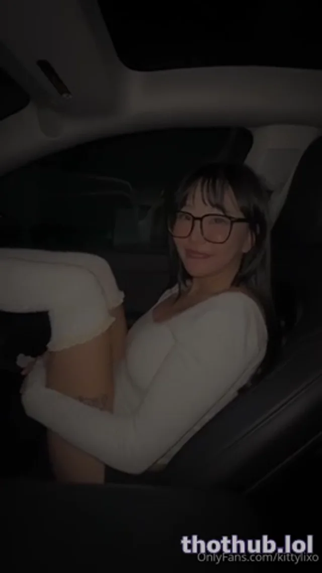 Kittylixo – sextape in a car