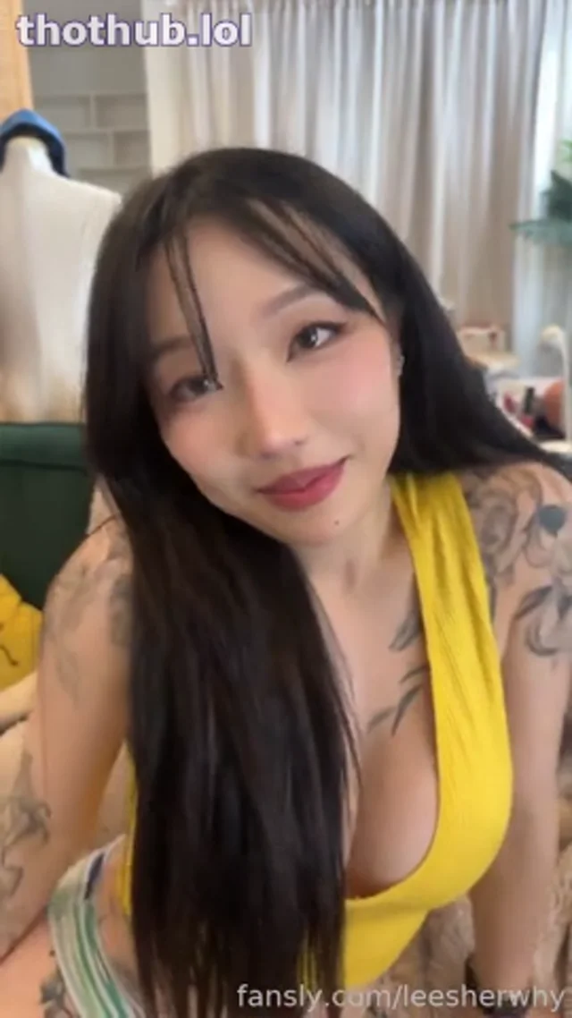 Leesherwhy masturbating