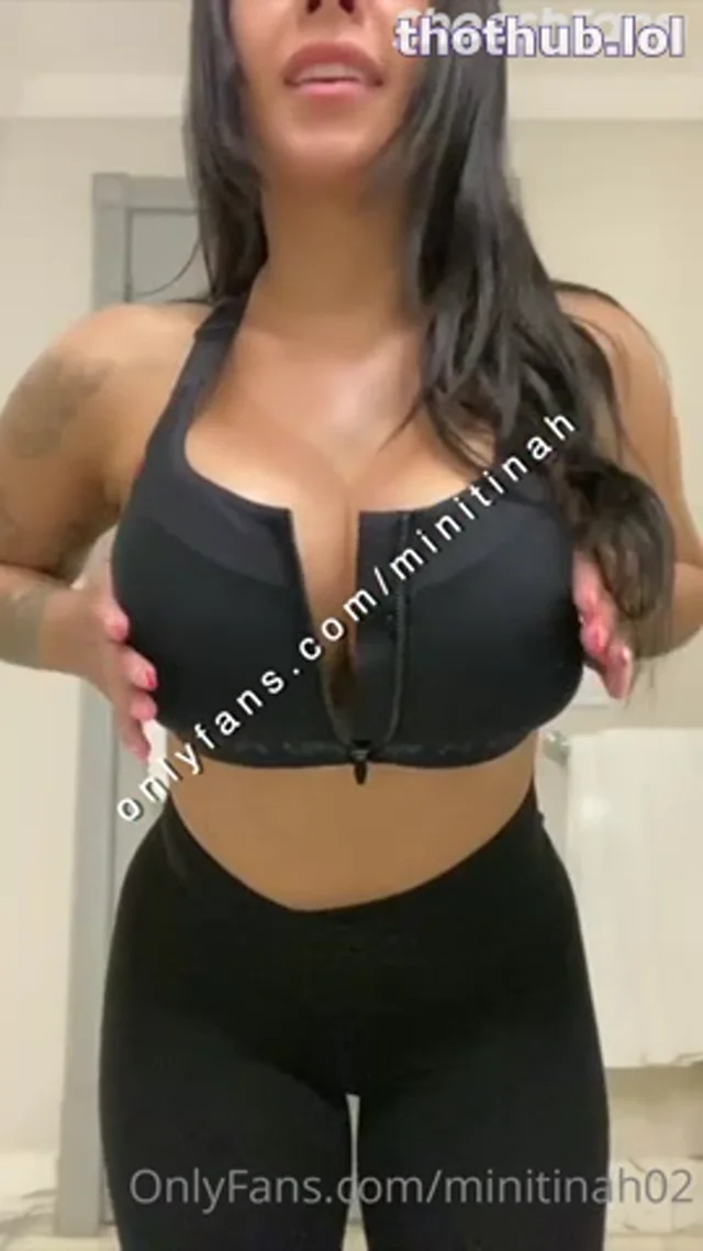 Minitinah Striptease Tits