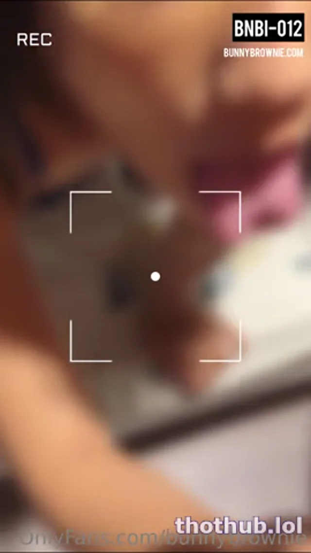 Bunny Brownie OnlyFans Blowjob