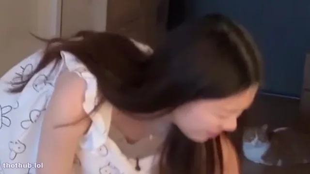 Twitch iGumdrop Nipple Slip (a good one)