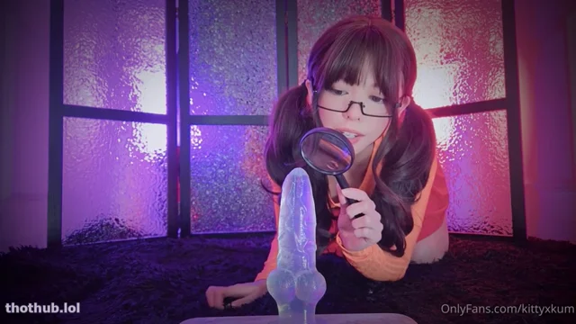 KittyxKum – I Think I Need To Take a Closer and Deeper Look At This Cock (Velma Cospl