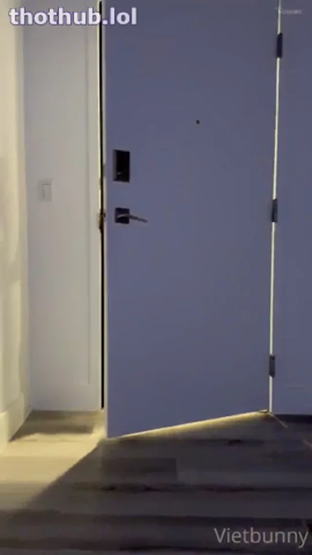 VIETBUNNY VIBRATOR TEASING