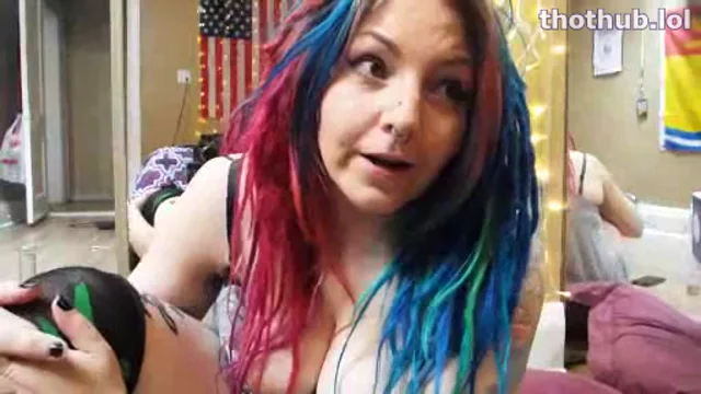 Sph aww is that it its so tiny spookybunz