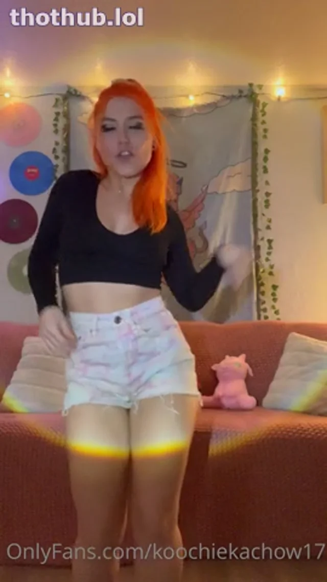 Charlotte-KoochieKachow17