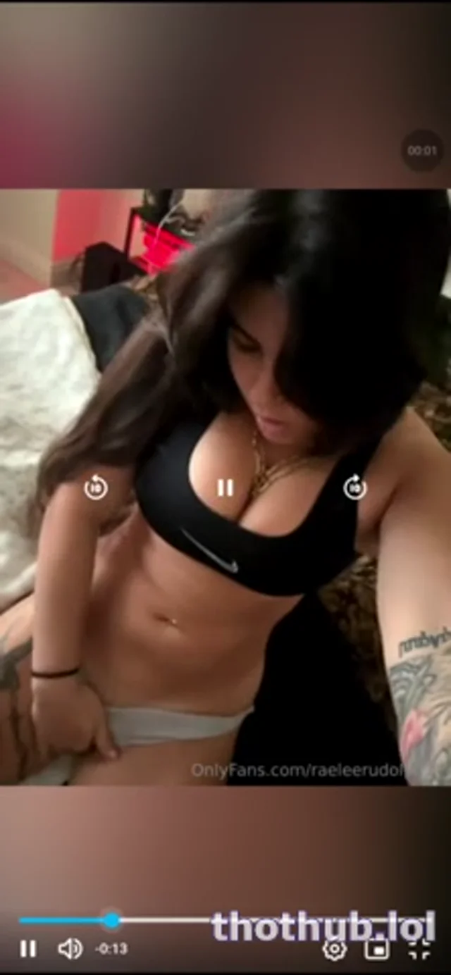 Raeleerudolph22 Pussy Rub Through Panty