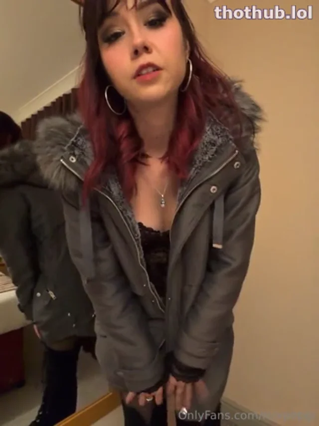 Lolxpopgi striptease