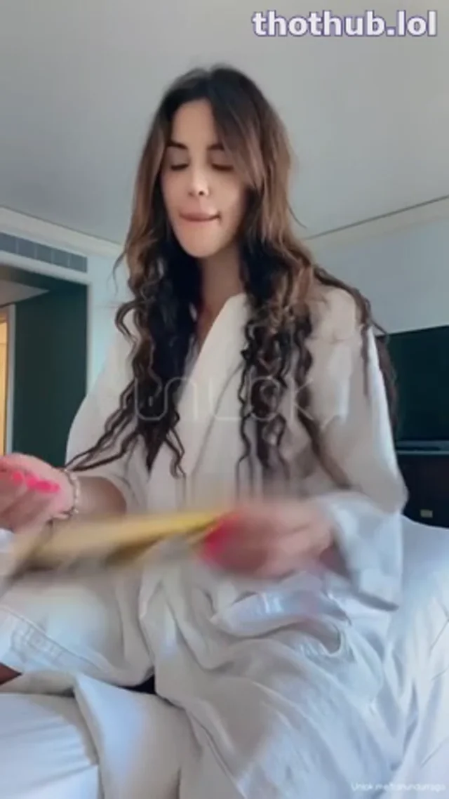 Franundurraga desnuda