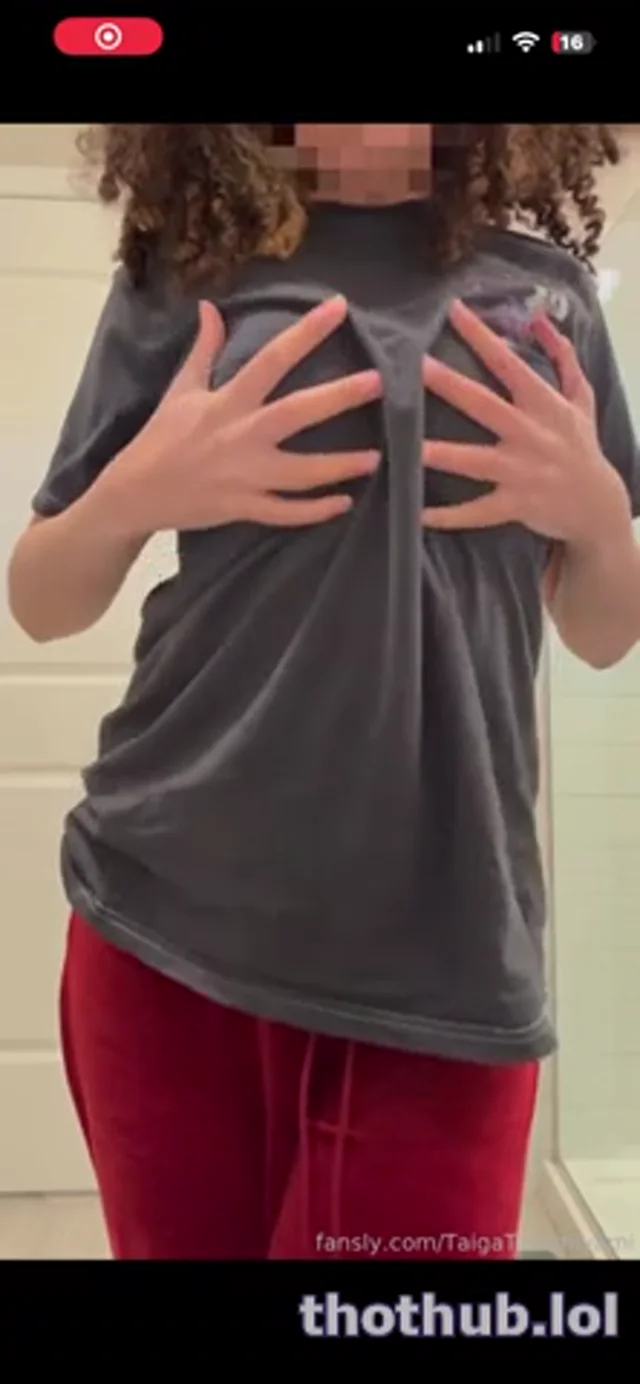 Taiga / onlytaigs solo masturbation