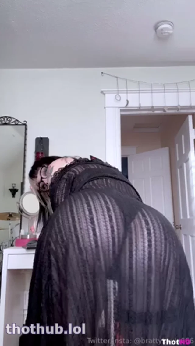 BrattyKayla666 – Strip & pov sex