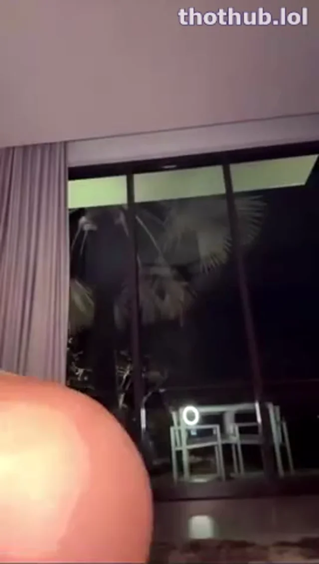 Lyna Perez 24