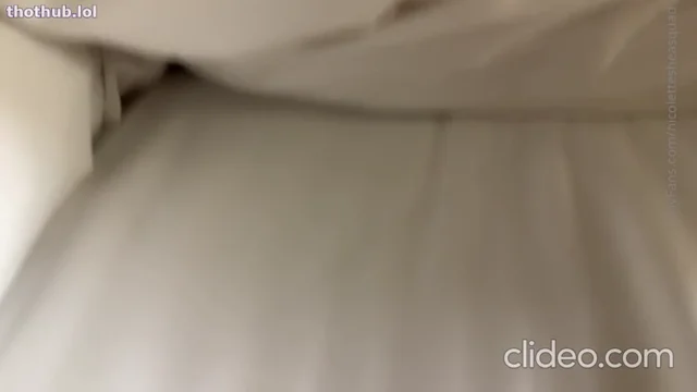 Nicolette doggy style with a fan in an hotel room