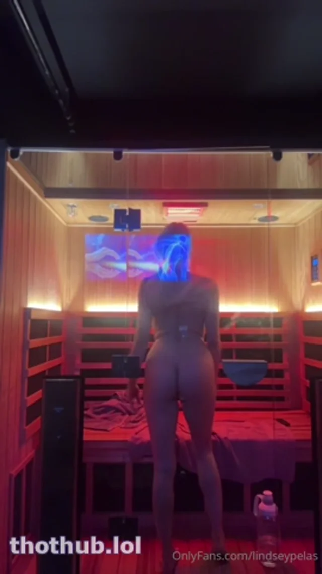 Lindsey Pelas naked Sauna PPV