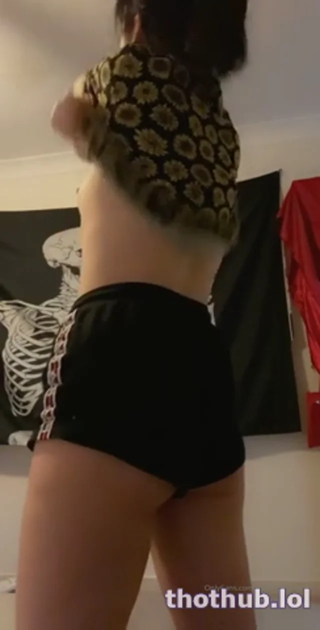 Sarah aussie PAWG pov solo anal dildo