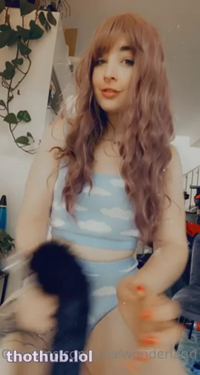 Sarah aussie PAWG pov pussy fucking solo