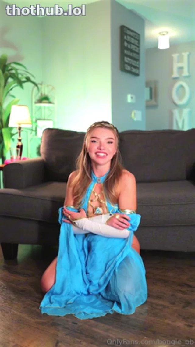 Brie Belle aka Bougie_BB – Zelda Cosplay