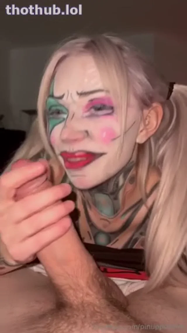 Clown PinupPixie Fucks And Takes A Creampie