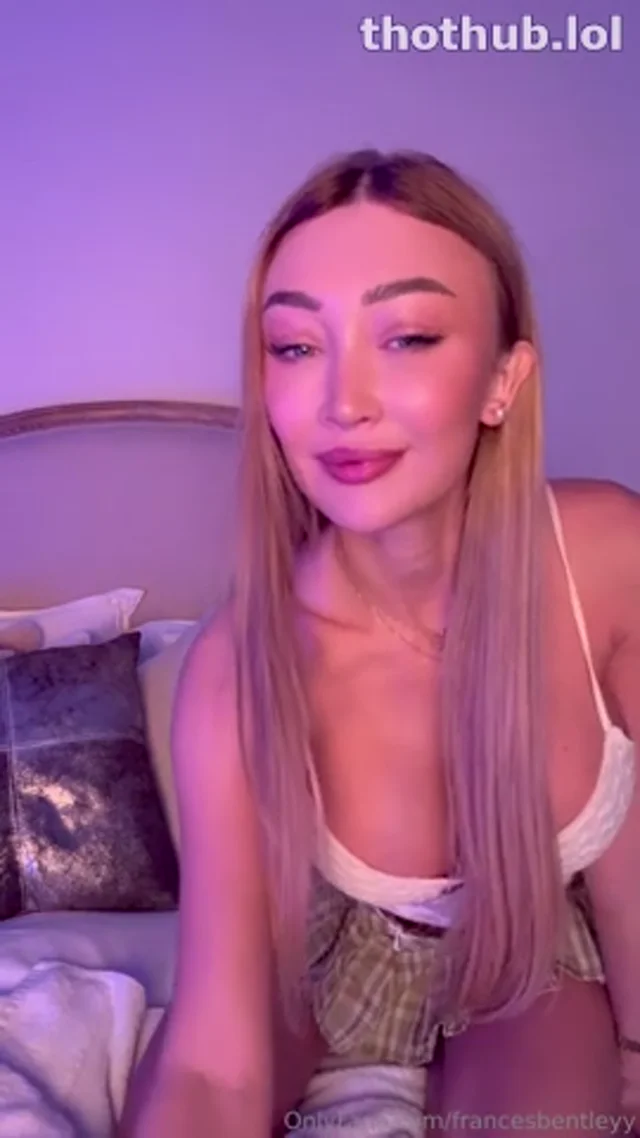 Frances Bentley (5) Anal Play Dildo Sex