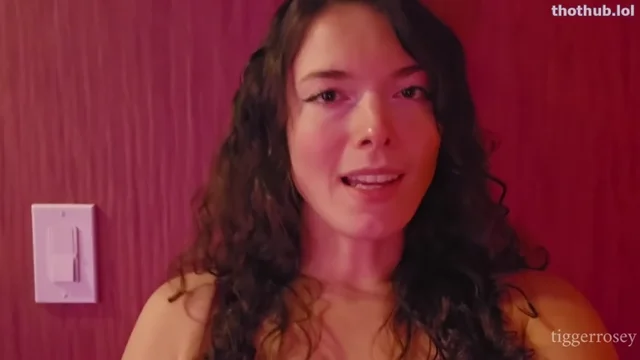 Tigger Rosey: Hotel Escort