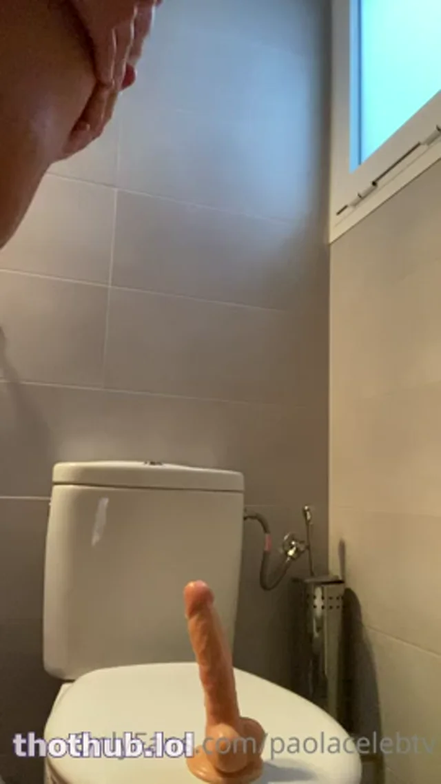 Paola Sky (45) Wet Dildo Sex