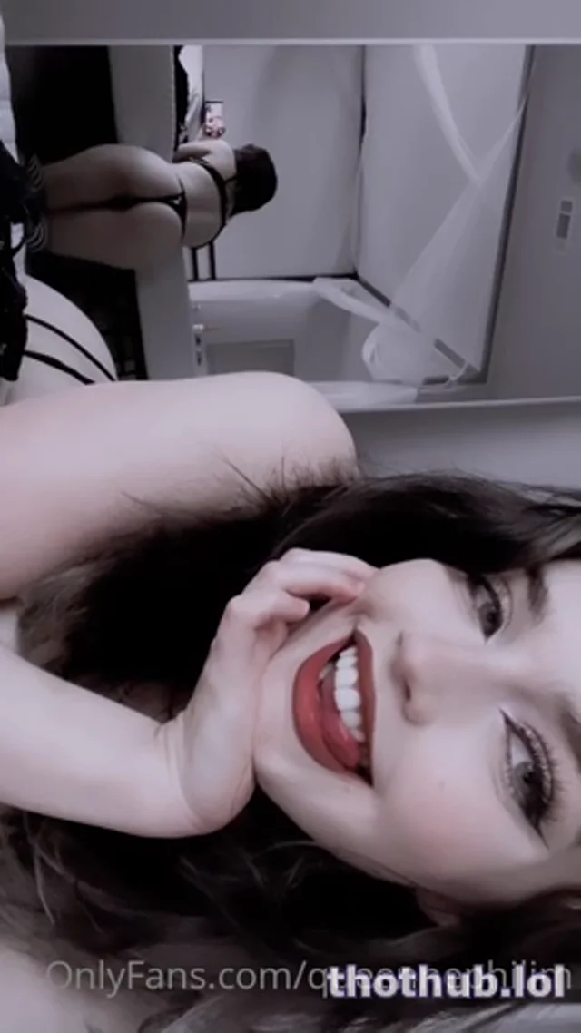 Queennephilim titties tease ppv