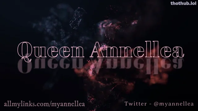 Queen Annelea Oily Tits