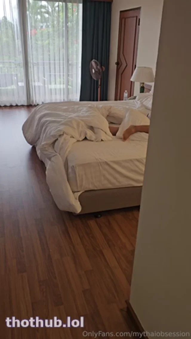 MYTHAIOBSESSION PETITE THAI GIRL LOVE BIG WHITE COCK 10