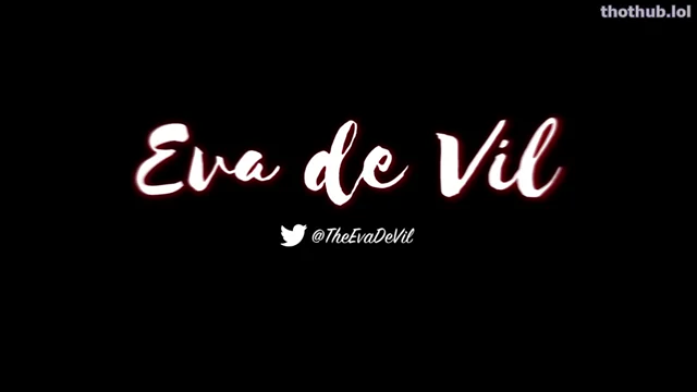 Eva De Vil: Handbra Tease