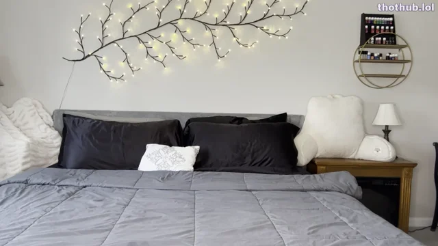 Trophywifenat cuckolding husband 2