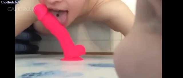 Aciidkitty bathroom ap