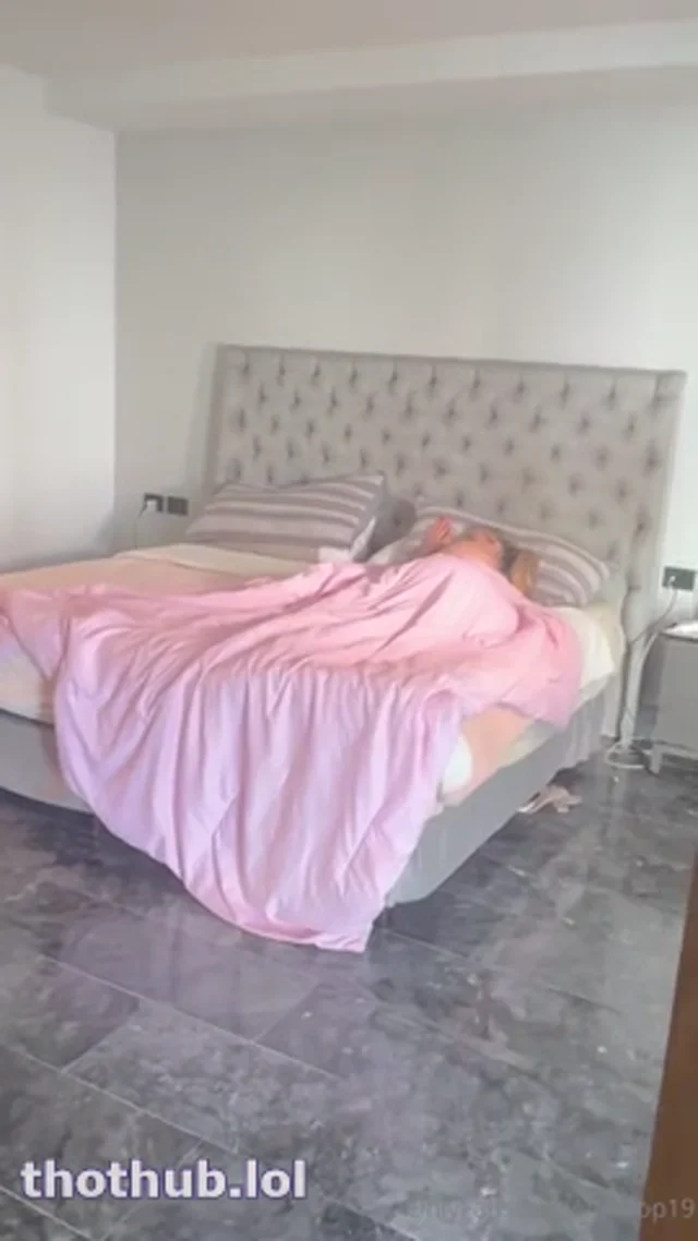 Vanessa Bohorquez  Dirty Slut Wake Up Sex