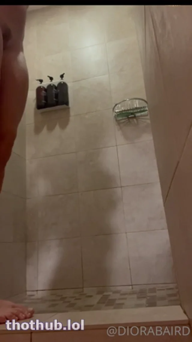 Diora Baird hairy pussy shower