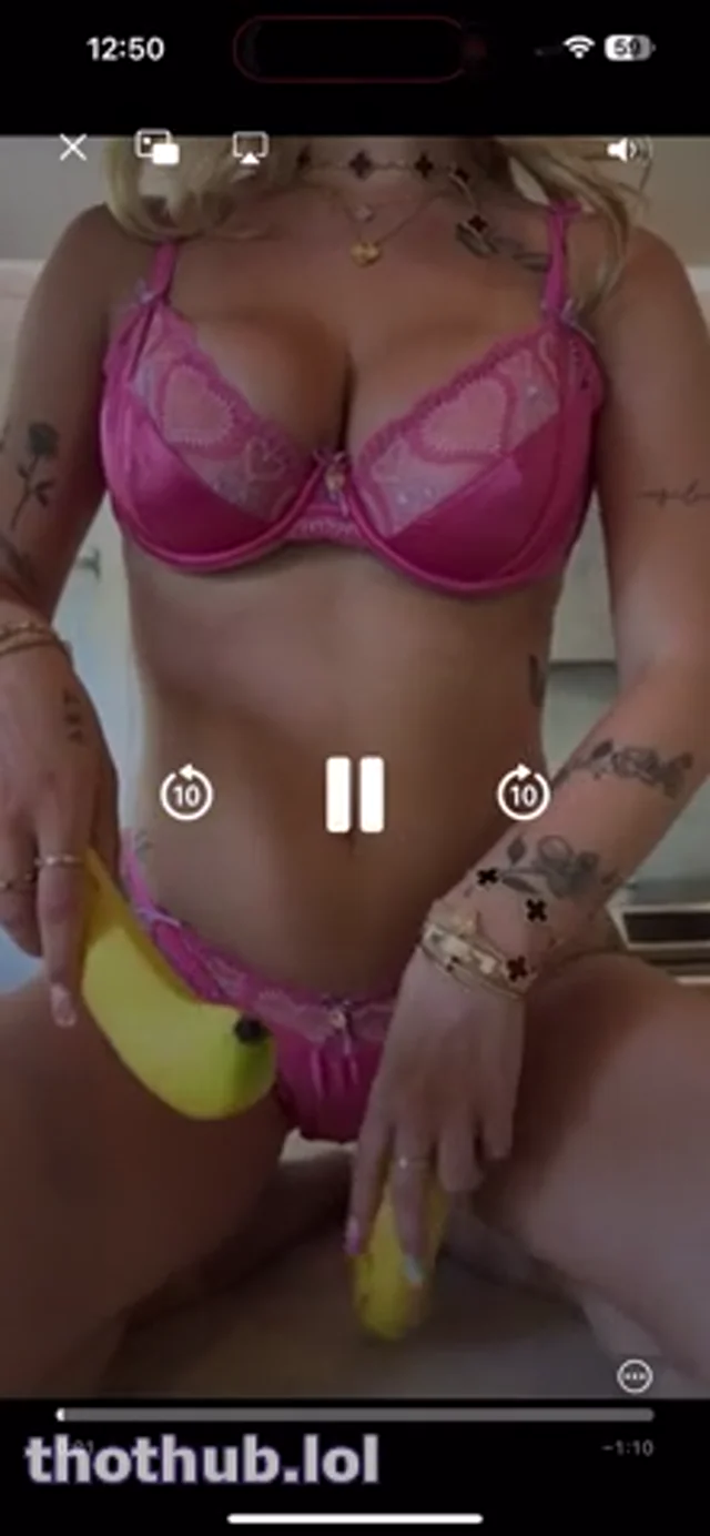 Kaitlyn Krems Banana PPV Onlyfans