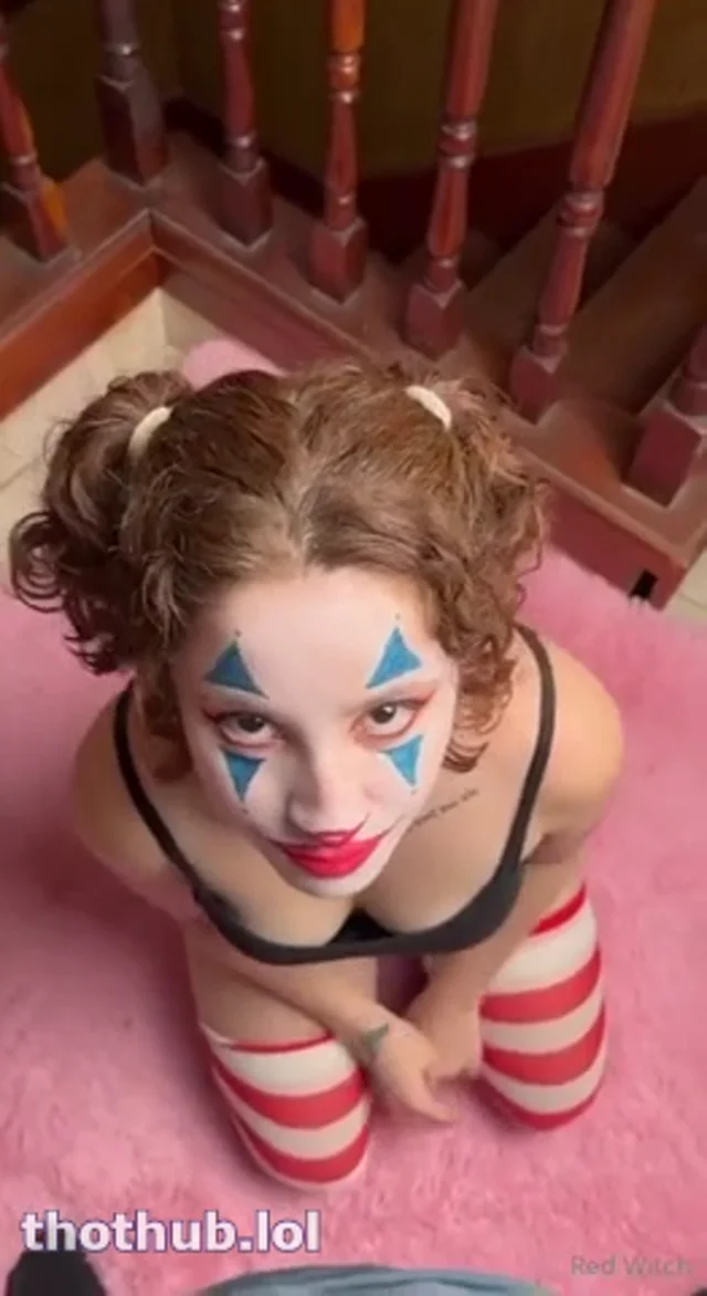 Brujita Roja Clown Sucking Dick + Facial