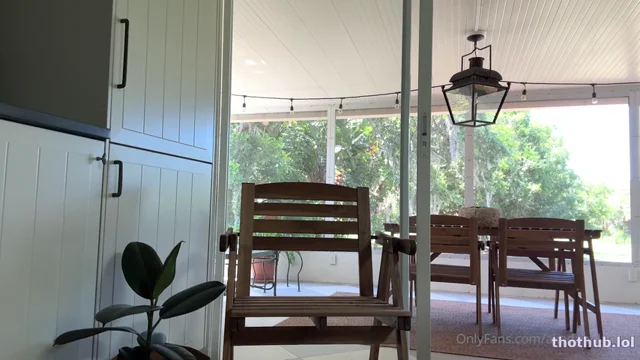 D.D OF – Porch Squirt