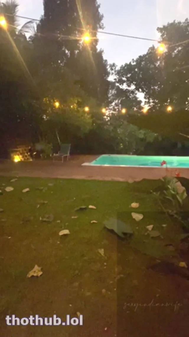 Hotlaavaa-public dare