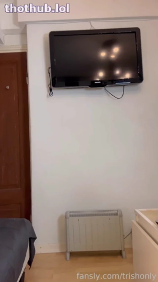 Trishonly secretary joi