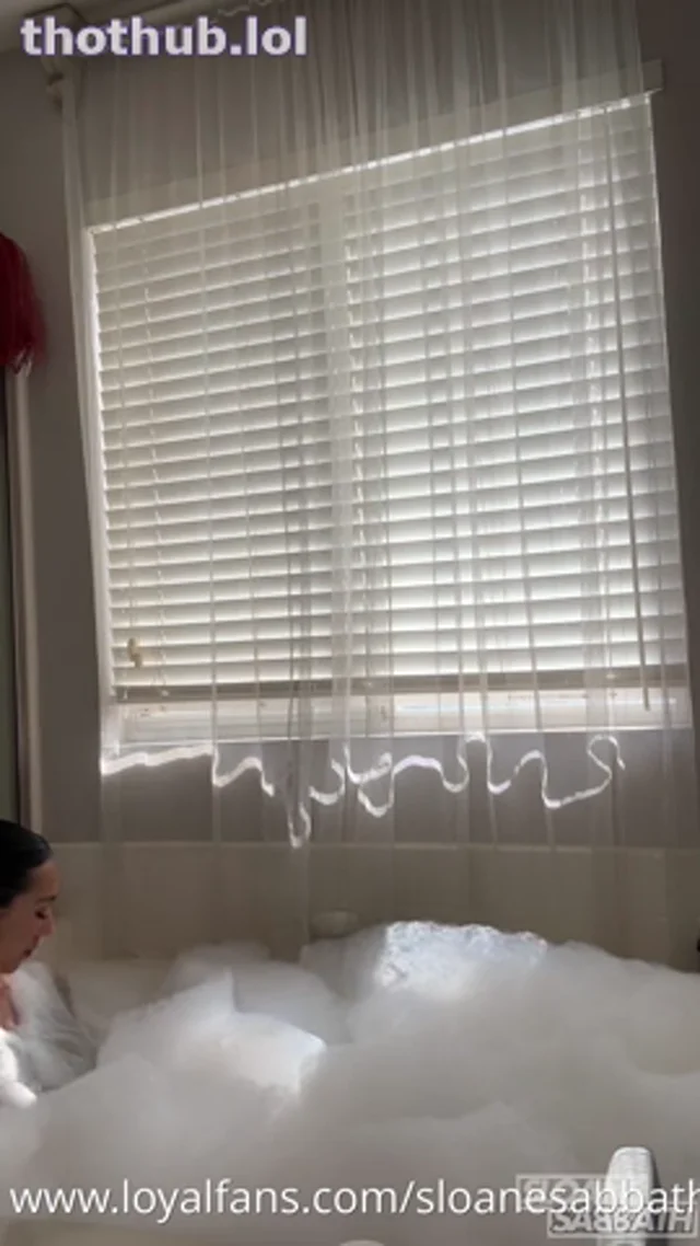 Sloansmoans daddy wanna turn this day dream into reality