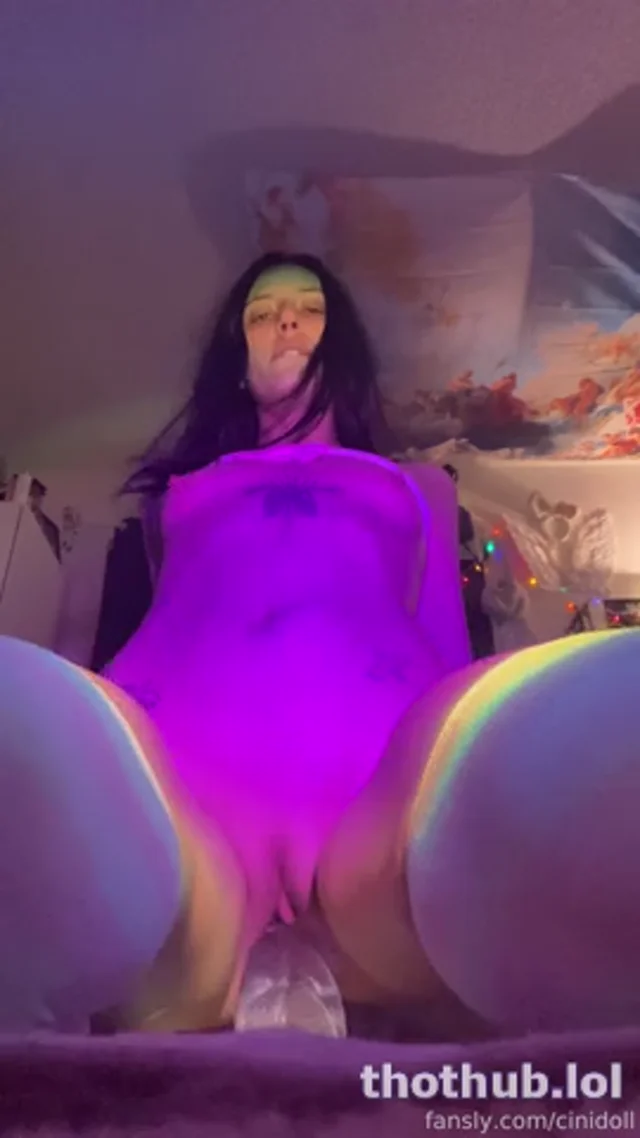 Cinidoll dildo riding ppv