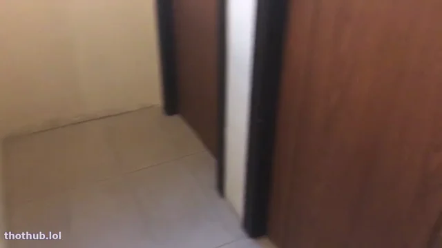 Hongkongkitten asian secretly squirting in public