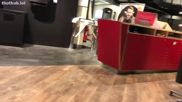 Yourasianminx sneaky gym bj