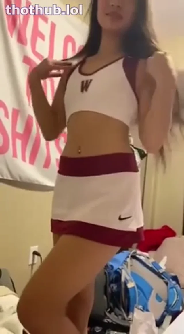 Thai Cheerleader