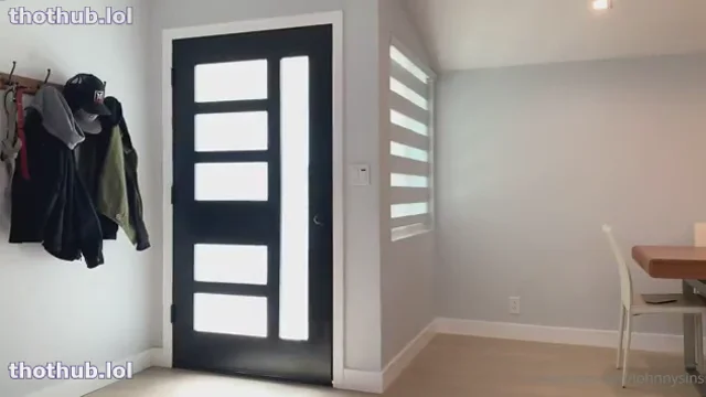 Sins Bootycall Ember Snow OF