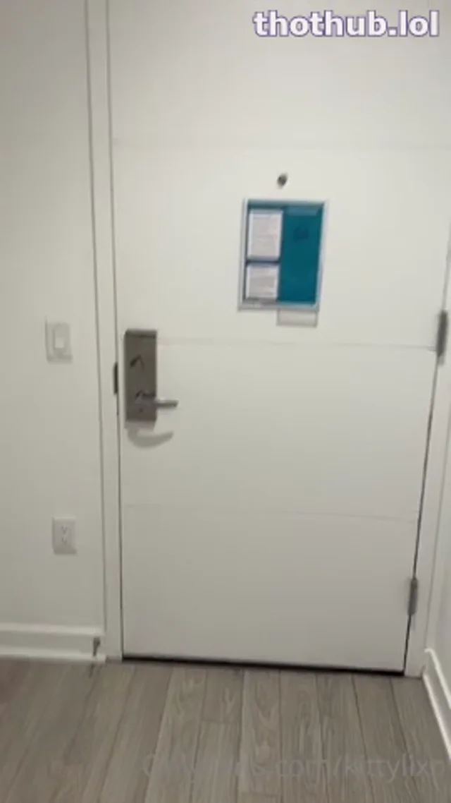 Kittylixo bj cum on tits