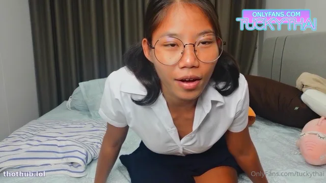 Tucky thai fucktoy