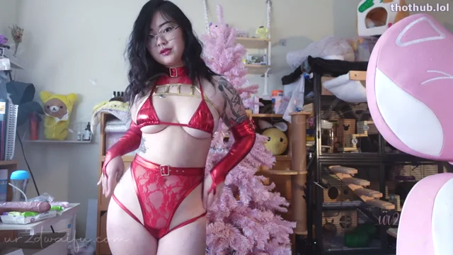 Ur2dwaifu Xmas Tease