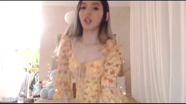 Sharasuo webcam show girl 0