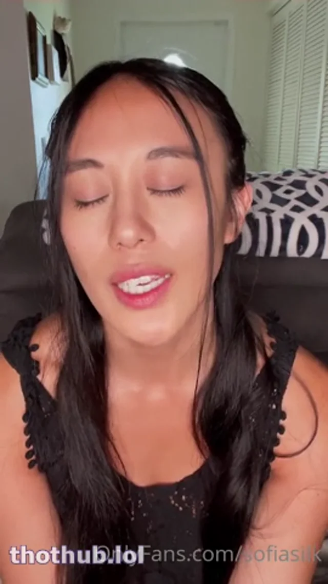 Sofiasilk – Asian – onlyfans – stepsister